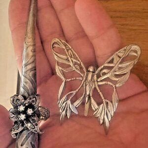 VTG lot of 2 Hair / Scarf clips John Hardy Butterfly & Rhinestone Floral